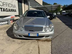 Argento Usata 2002 Mercedes E220 Elegance Tre volumi | 2500 € (Super prezzo)
