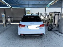 Usata 2013 Audi A1 S-Line Due volumi | 9000 € (Ottimo prezzo)