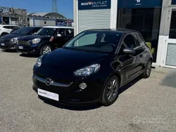 Nero Usata 2017 Opel Adam Glam Due volumi | 8900 € (Buon prezzo)