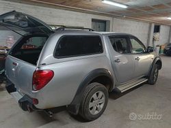 Grigio Usata 2010 Mitsubishi L200 Pick-up | 16.000 € (Molto cara)