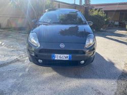 Usata 2016 Fiat Grande Punto Due volumi | 2999 €