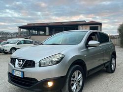 Grigio Usata 2010 Nissan Qashqai SUV | 4700 € (Buon prezzo)