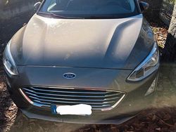 Usata 2018 Ford Focus Tre volumi | 8500 € (Buon prezzo)