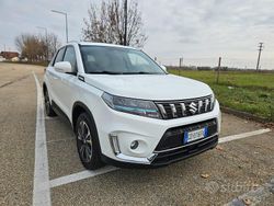 Bianco Usata 2020 Suzuki Vitara SUV | 18.900 € (Cara)