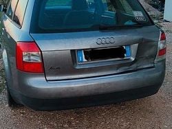 Grigio Usata 2004 Audi A4 Station wagon | 400 € (Super prezzo)