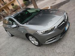 Grigio Usata 2018 Opel Insignia Tre volumi | 11.900 €