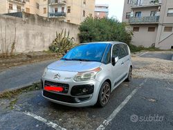 Grigio Usata 2009 Citroën C3 Picasso Exclusive Monovolume | 2500 € (Buon prezzo)
