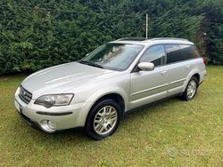 Grigio Usata 2004 Subaru Outback SUV | 5500 €