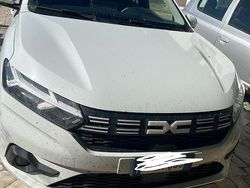 Bianco Usata 2024 Dacia Sandero Expression Due volumi | 13.500 € (Ottimo prezzo)