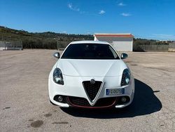 Bianco Usata 2016 Alfa Romeo Giulietta Due volumi | 9000 € (Buon prezzo)