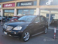 Blu Usata 2007 Mercedes ML320 SUV | 6900 € (Buon prezzo)