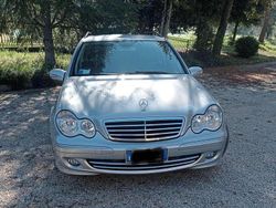 Argento Usata 2006 Mercedes C220 Avantgarde Station wagon | 2800 € (Cara)