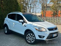 Bianco Usata 2010 Ford Kuga Titanium SUV | 5800 € (Molto cara)