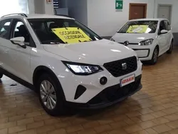 Bianco candy / pastello Usata 2024 Seat Arona Style SUV | 18.900 € (Buon prezzo)