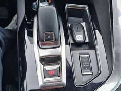 Grigio Usata 2022 Peugeot 3008 Allure SUV | 25.500 € (Cara)