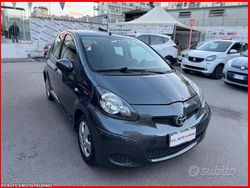 Grigio Usata 2009 Toyota Aygo Due volumi | 5999 € (Cara)