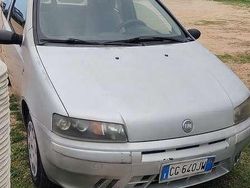 Usata 2003 Fiat Punto Feel Due volumi | 1100 € (Buon prezzo)