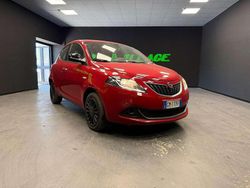 Rosso Usata 2023 Lancia Ypsilon Silver Due volumi | 8990 € (Super prezzo)