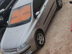 Grigio Usata 2004 Fiat Stilo Tre volumi | 2000 € (Buon prezzo)