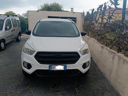 Bianco Usata 2016 Ford Kuga SUV | 11.500 € (Buon prezzo)