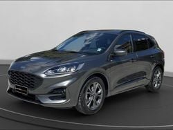 Blu metallizzato Usata 2024 Ford Kuga ST-Line SUV | 24.200 € (Buon prezzo)