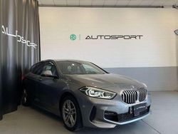 Grigio Usata 2023 BMW 118 M Sport Due volumi | 29.500 € (Buon prezzo)