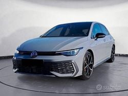 Grigio Usata 2024 VW Golf VIII GTI Tre volumi | 38.900 € (Buon prezzo)