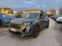 Vari colori Usata 2024 Peugeot 2008 Active SUV | 17.890 € (Buon prezzo)