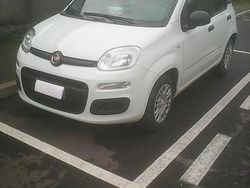 Bianco Nuova 2025 Fiat Panda Due volumi | 14.000 €