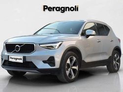 Argento Usata 2025 Volvo XC40 Core SUV | 33.500 € (Buon prezzo)