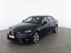 Blu Usata 2015 Lexus IS300h Luxury Line Tre volumi | 17.399 €