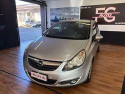 Argento Usata 2010 Opel Corsa Cosmo Tre volumi | 5700 € (Cara)