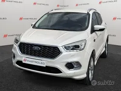 Bianco(met.) Usata 2018 Ford Kuga Vignale SUV | 17.900 € (Buon prezzo)