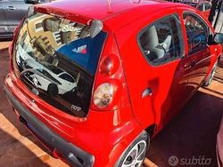 Rosso Usata 2010 Peugeot 107 Due volumi | 5500 € (Molto cara)