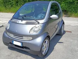 Grigio Usata 2003 Smart ForTwo Coupé Due volumi | 2700 € (Buon prezzo)