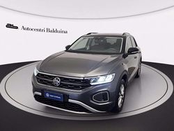 Grigio indyum/tetto nero Usata 2022 VW T-Roc Life SUV | 22.200 € (Buon prezzo)