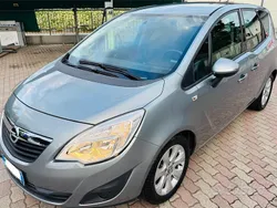Grigio Usata 2011 Opel Meriva Monovolume | 4500 € (Ottimo prezzo)