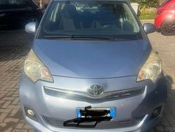 Usata 2012 Toyota Verso-S Active Monovolume | 5000 €