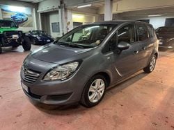 Grigio Usata 2017 Opel Meriva Innovation Monovolume | 6900 € (Buon prezzo)