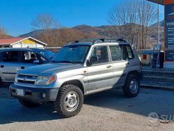 Grigio Usata 2001 Mitsubishi Pajero SUV | 6900 € (Molto cara)