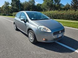 Grigio Usata 2010 Fiat Grande Punto Due volumi | 2700 € (Ottimo prezzo)