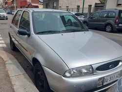 Grigio Usata 1999 Ford Fiesta Due volumi | 1500 €