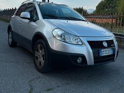 Grigio Usata 2008 Fiat Sedici SUV | 4300 € (Buon prezzo)