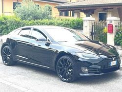 Nero Usata 2018 Tesla Model S Due volumi | 19.999 €