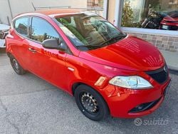 Rosso Usata 2021 Lancia Ypsilon S Due volumi | 9999 € (Buon prezzo)