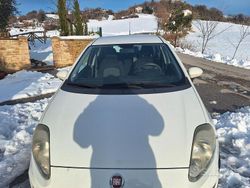 Bianco Usata 2015 Fiat Punto Due volumi | 3200 €