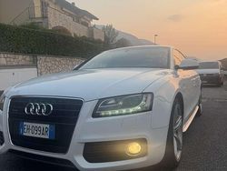 Bianco Usata 2011 Audi A5 S-Line Coupé | 16.500 € (Molto cara)