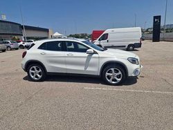 Bianco Usata 2017 Mercedes GLA180 SUV | 14.900 € (Buon prezzo)