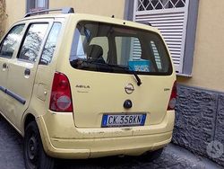 Giallo Usata 2004 Opel Agila Due volumi | 400 €