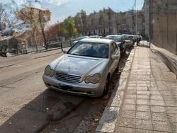 Usata 2004 Mercedes C270 Tre volumi | 1200 €